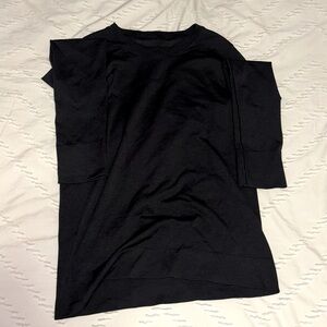 BLACK LULULEMON ATHLETICA SHIRT 🖤